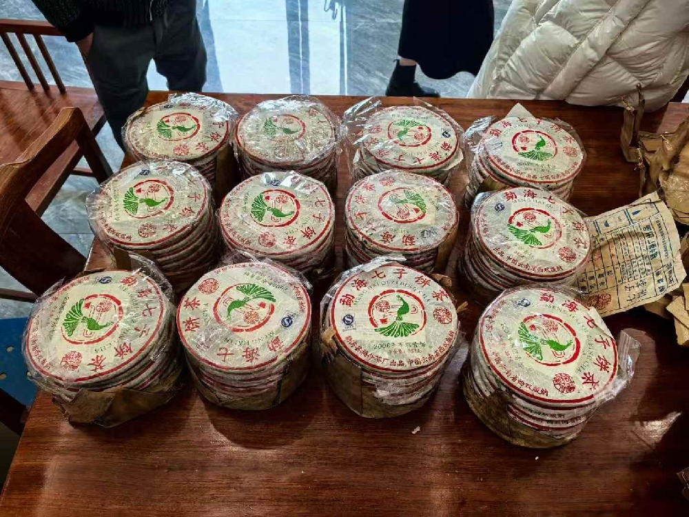 自贡普洱茶回收专业服务，全国高价上门回收，24小时联系电话